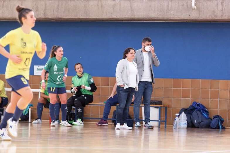 La entrenadora Cristina Gimeno, en un partido del Teldeportivo/TA.
